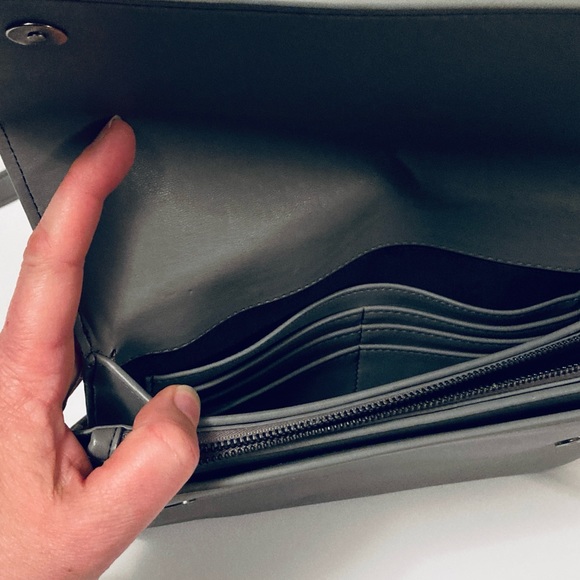 COLAB Montreal Vegan Leather Crossbody Bag Grey Envelope Style Multiple Pockets - Picture 7 of 10